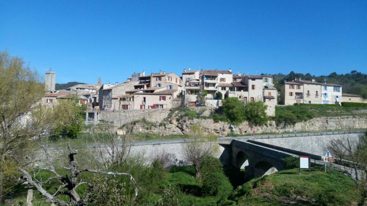 Saint-Martin-de-BrômesL'Establoun公寓 外观 照片